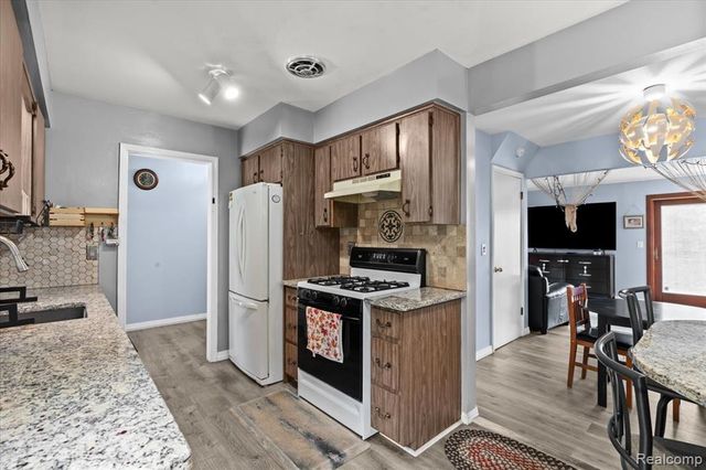 24243 Bashian Drive, Novi, MI 48375