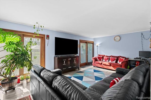 24243 Bashian Drive, Novi, MI 48375