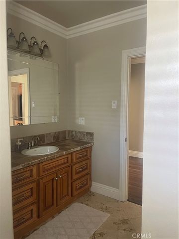 1062 E 2nd, Long Beach, CA 90802