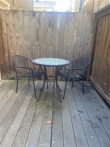 1062 E 2nd, Long Beach, CA 90802