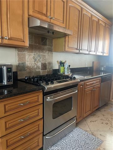 1062 E 2nd, Long Beach, CA 90802