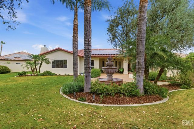 2205 Raleigh Court, Bakersfield, CA 93311