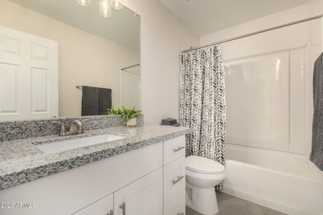 2737 E CATALINA Avenue, Mesa, AZ 85204