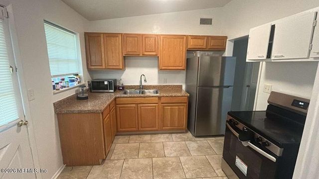 815 LA MARCHE Drive, Jacksonville, FL 32205