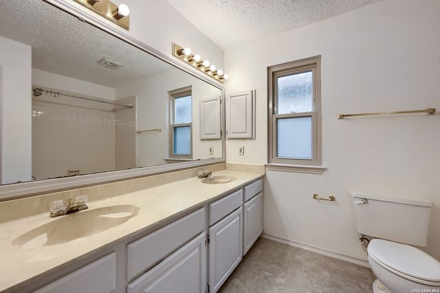 2533 Montebello, San Antonio, TX 78259