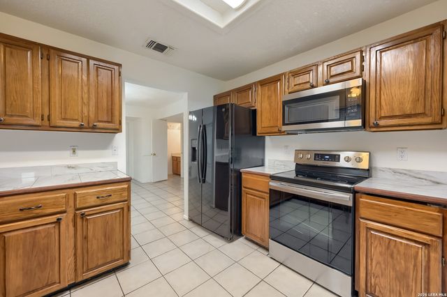 2533 Montebello, San Antonio, TX 78259