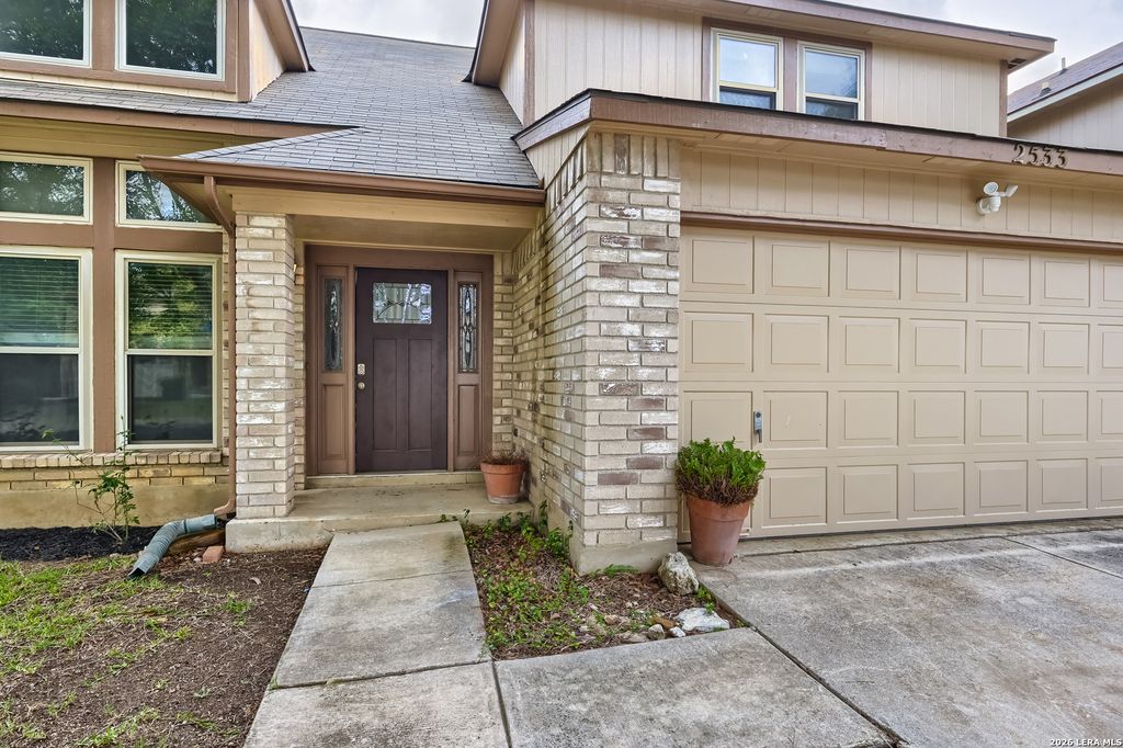 2533 Montebello, San Antonio, TX 78259
