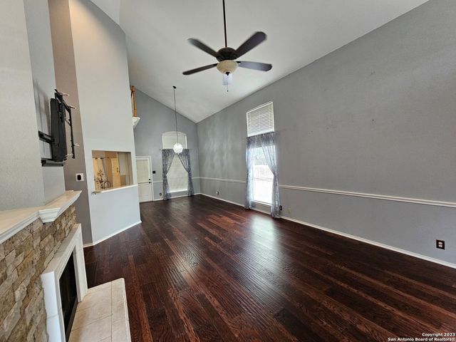 7315 TALL CEDAR, San Antonio, TX 78249