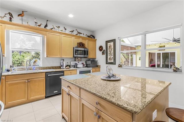 4931 Island Acres CT, St. James City, FL 33956