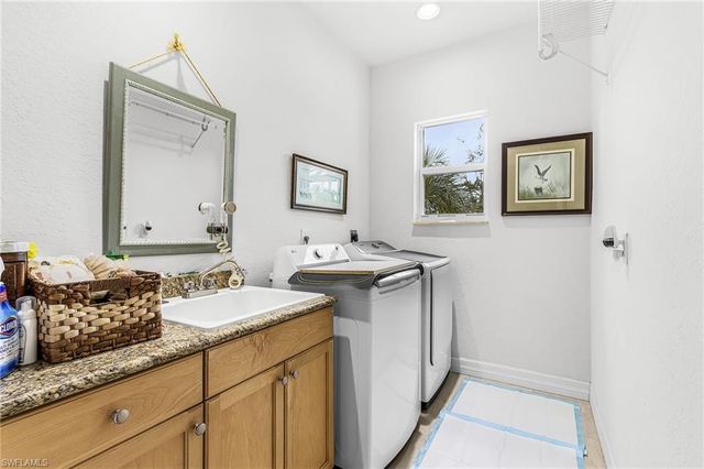 4931 Island Acres CT, St. James City, FL 33956