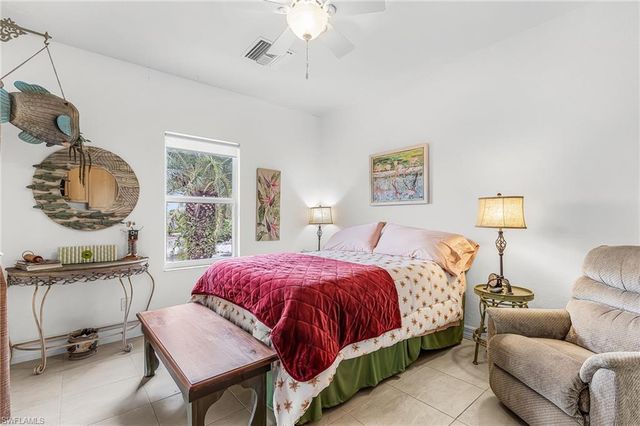 4931 Island Acres CT, St. James City, FL 33956