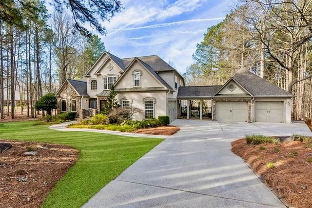 8170 Hurakan Creek Crossing, Cumming, GA 30028