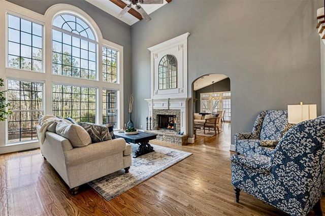 8170 Hurakan Creek Crossing, Cumming, GA 30028