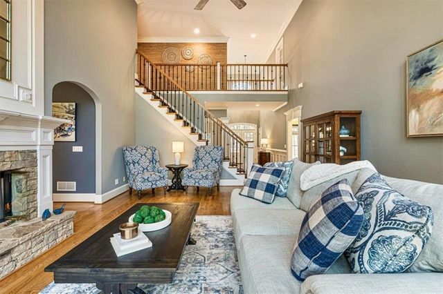 8170 Hurakan Creek Crossing, Cumming, GA 30028