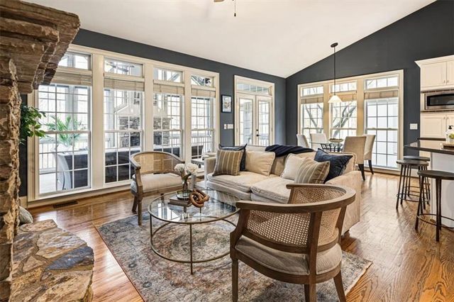 8170 Hurakan Creek Crossing, Cumming, GA 30028