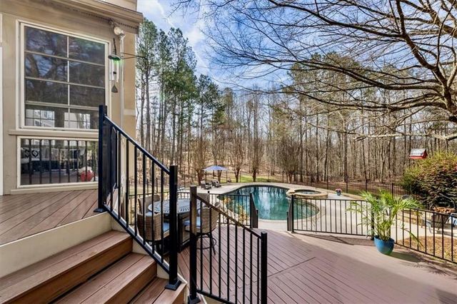 8170 Hurakan Creek Crossing, Cumming, GA 30028