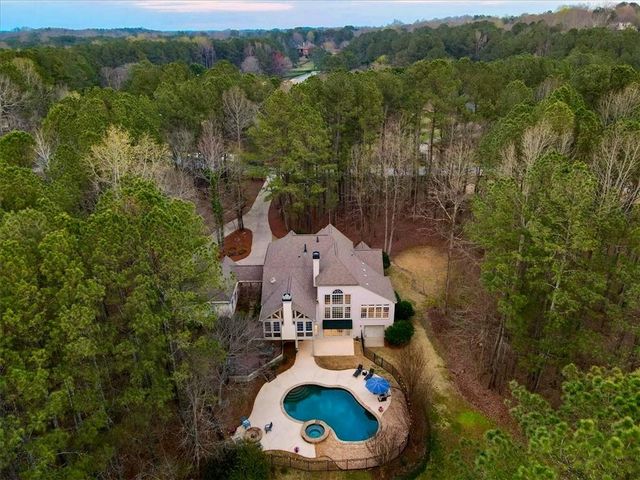 8170 Hurakan Creek Crossing, Cumming, GA 30028