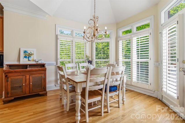 6208 Highview Road, Matthews, NC 28104