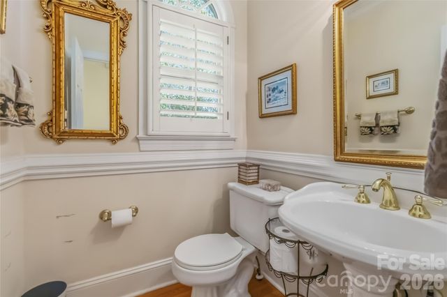 6208 Highview Road, Matthews, NC 28104