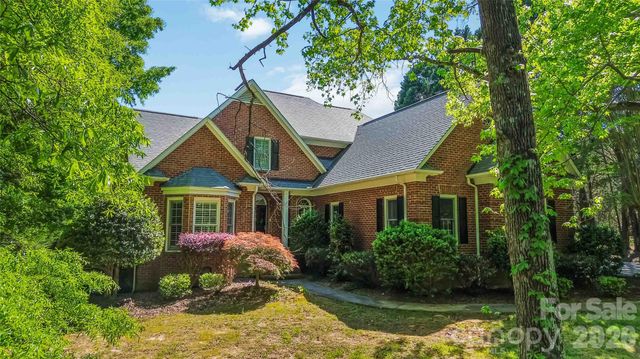 6208 Highview Road, Matthews, NC 28104