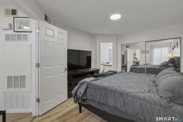 299 Carriage Crossing Lane 299, Middletown, CT 06457