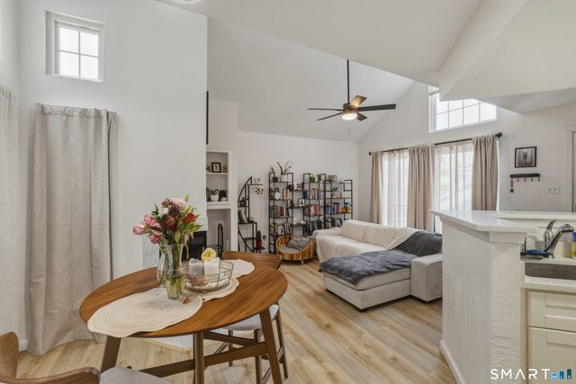 299 Carriage Crossing Lane 299, Middletown, CT 06457