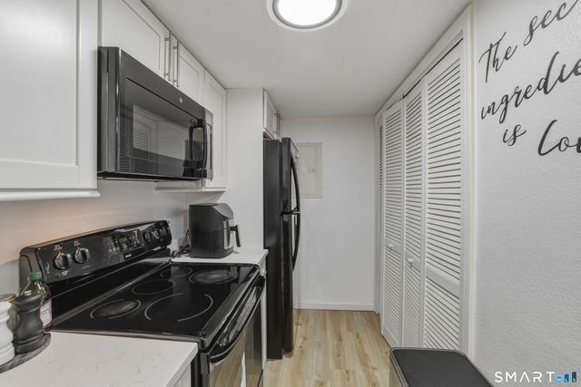 299 Carriage Crossing Lane 299, Middletown, CT 06457