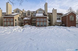 299 Carriage Crossing Lane 299, Middletown, CT 06457