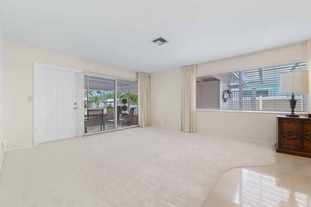 2001 NE 30th Street, Fort Lauderdale, FL 33306