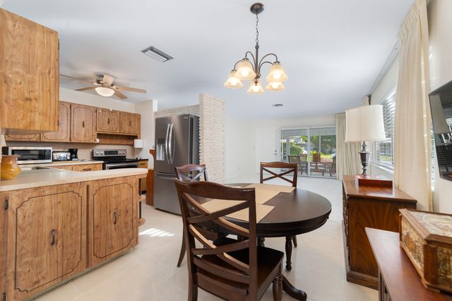 2001 NE 30th Street, Fort Lauderdale, FL 33306