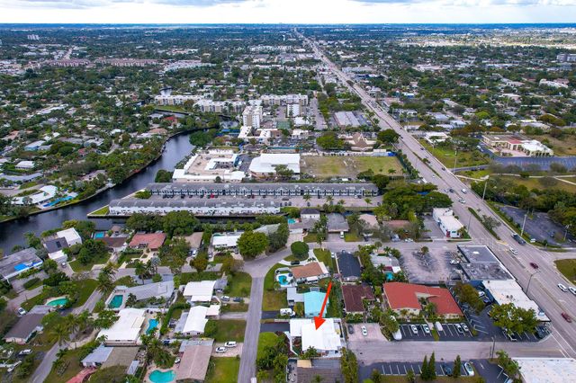 2001 NE 30th Street, Fort Lauderdale, FL 33306