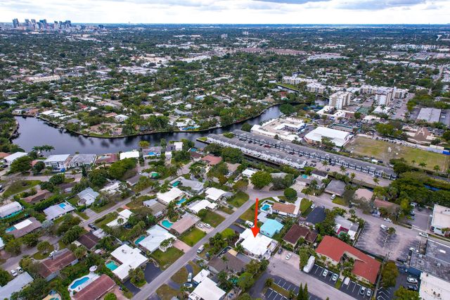 2001 NE 30th Street, Fort Lauderdale, FL 33306