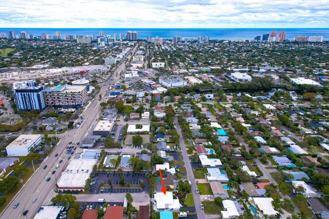 2001 NE 30th Street, Fort Lauderdale, FL 33306