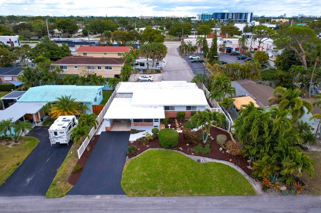 2001 NE 30th Street, Fort Lauderdale, FL 33306