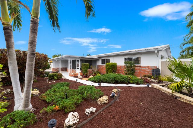 2001 NE 30th Street, Fort Lauderdale, FL 33306