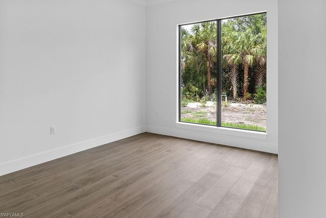 4273 16th AVE NE, Naples, FL 34120