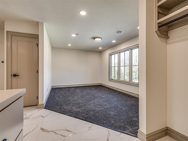 19019 Woodmere Street, Owasso, OK 74055