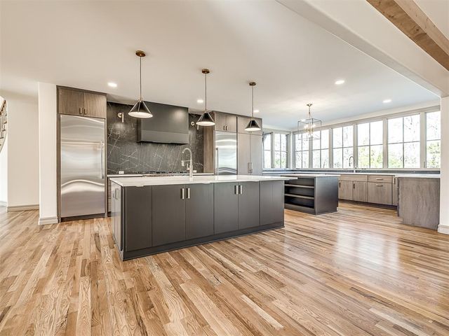 19019 Woodmere Street, Owasso, OK 74055