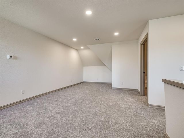 19019 Woodmere Street, Owasso, OK 74055