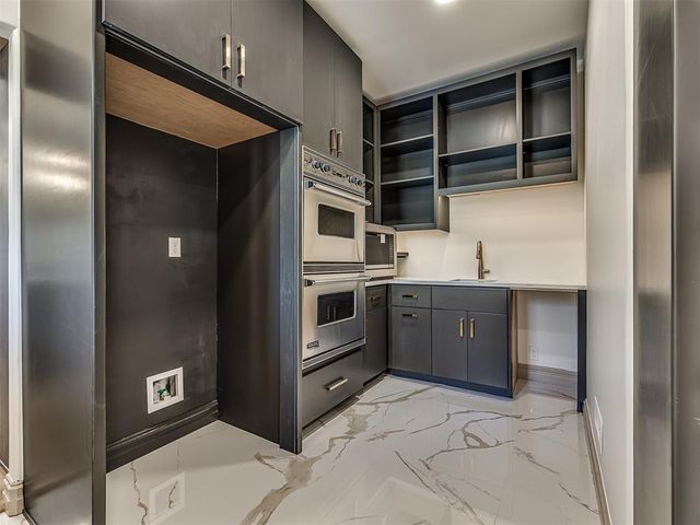 19019 Woodmere Street, Owasso, OK 74055