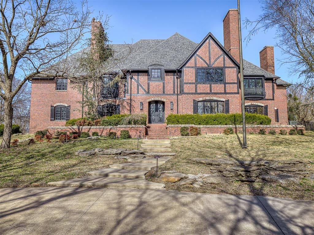 19019 Woodmere Street, Owasso, OK 74055