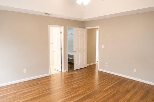 11 Lee Road 2033, Phenix City, AL 36870