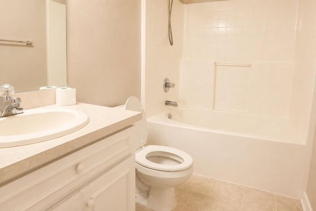 11 Lee Road 2033, Phenix City, AL 36870