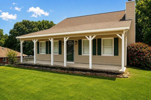 11 Lee Road 2033, Phenix City, AL 36870