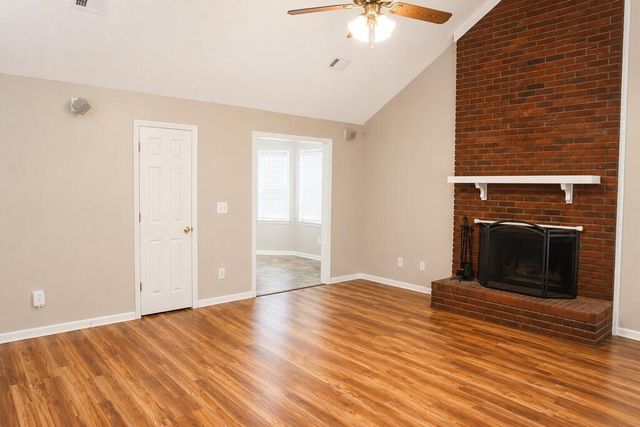 11 Lee Road 2033, Phenix City, AL 36870