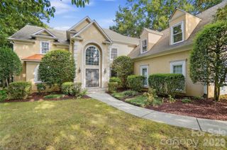 7425 Seton House Lane, Charlotte, NC 28277