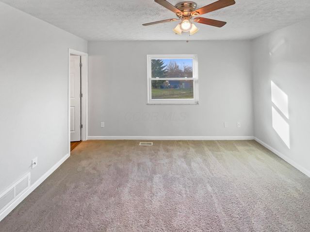 6880 Barker Drive, Canal Winchester, OH 43110