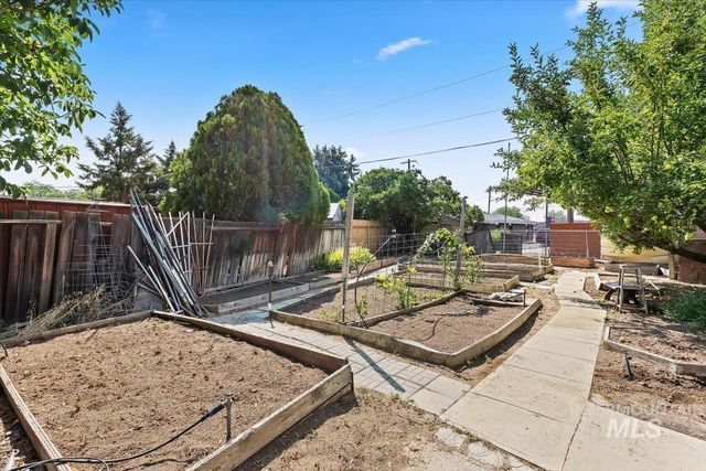 6909 W Sunnybrook Dr, Boise, ID 83709
