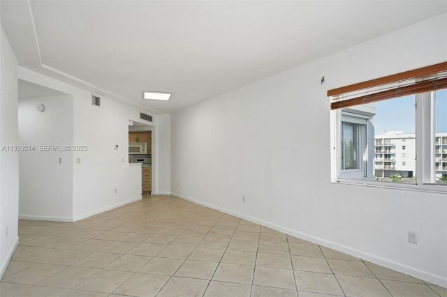 1185 Marseille Dr 308, Miami Beach, FL 33141