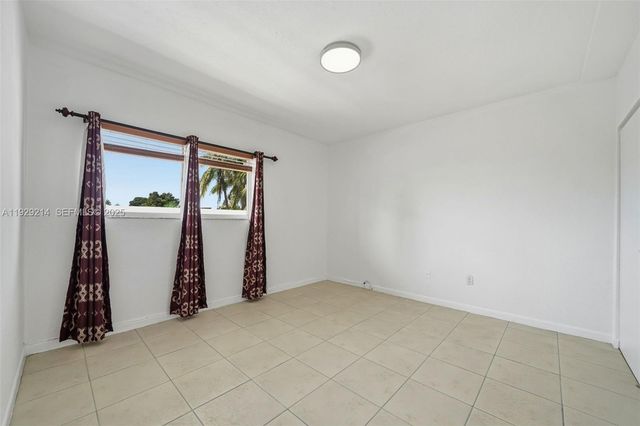 1185 Marseille Dr 308, Miami Beach, FL 33141